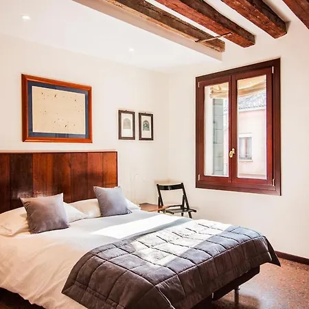 Accademia Design Apartment, Dorsoduro *